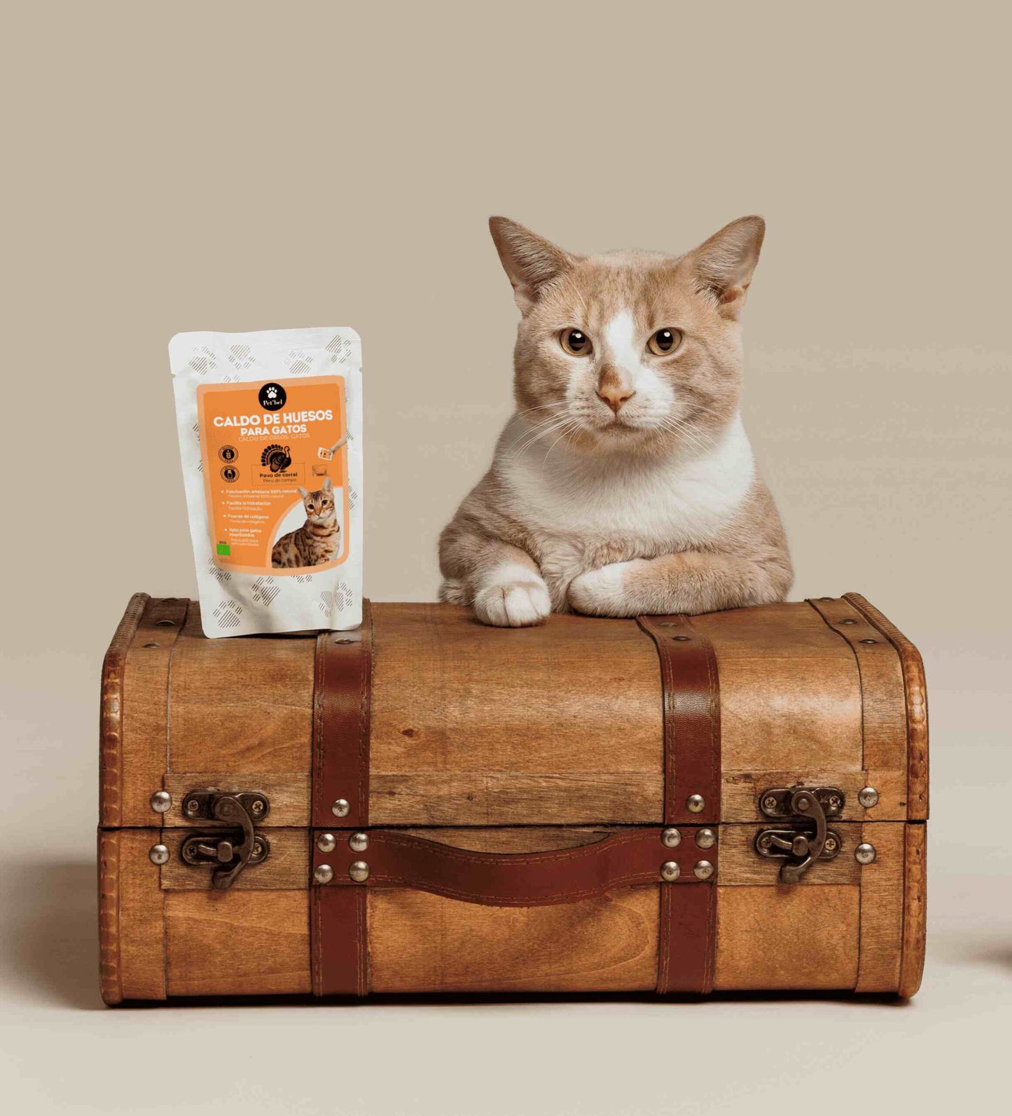 Caldo natural ecológico de huesos de pavo Petbel para perros y gatos, fuente de colágeno y minerales.