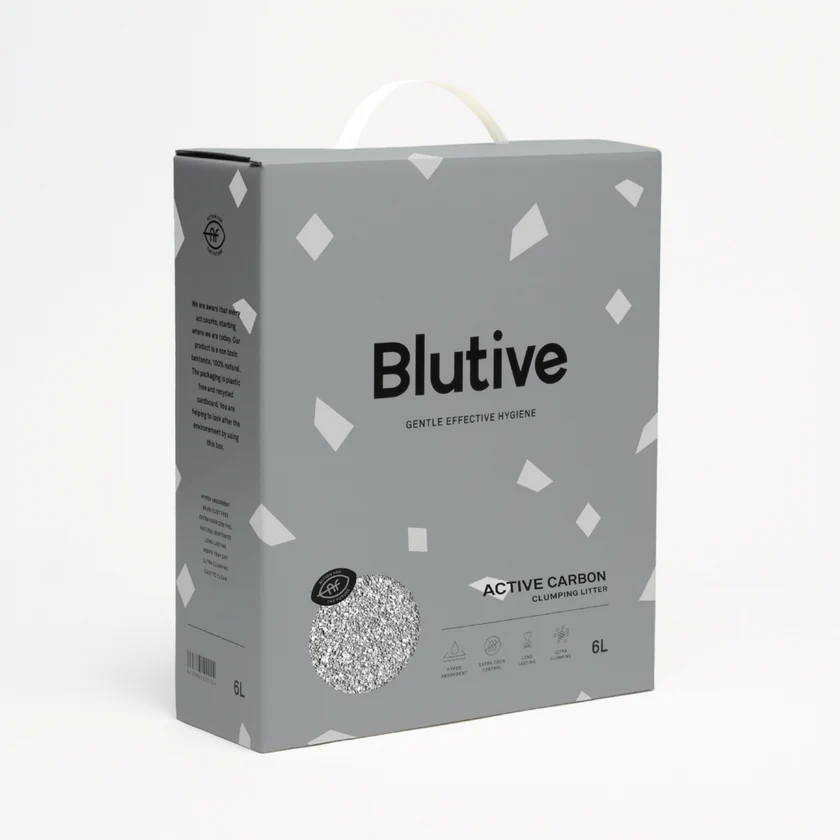 Arena aglomerante para gatos Blutive con bentonita natural y carbón activo 6L