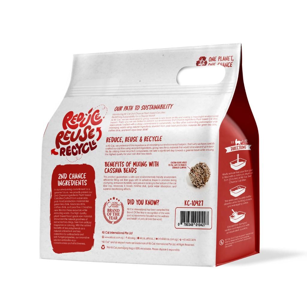 Arena vegetal de té negro para gatos