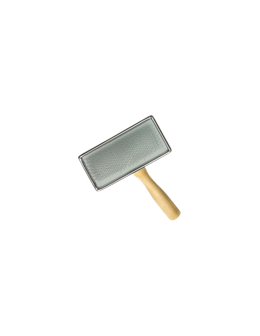 Carda metálica Artero para perros con mango de madera y púas metálicas para desenredar y eliminar subpelo