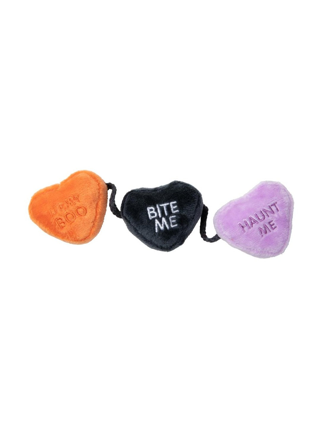 FuzzYard Spooky Candy Hearts String para gatos: tres corazones de peluche naranja, negro y lila unidos por cordones