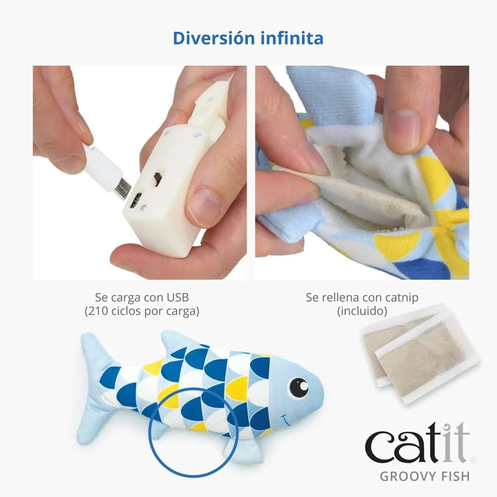 Gatito jugando con el pez interactivo Catit Groovy Fish.