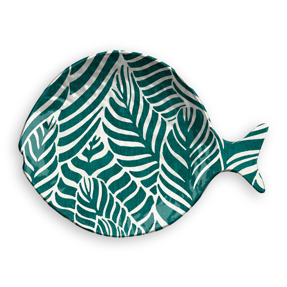 Plato verde en forma de pez con estampado blanco, ideal para gatos y perros pequeños.